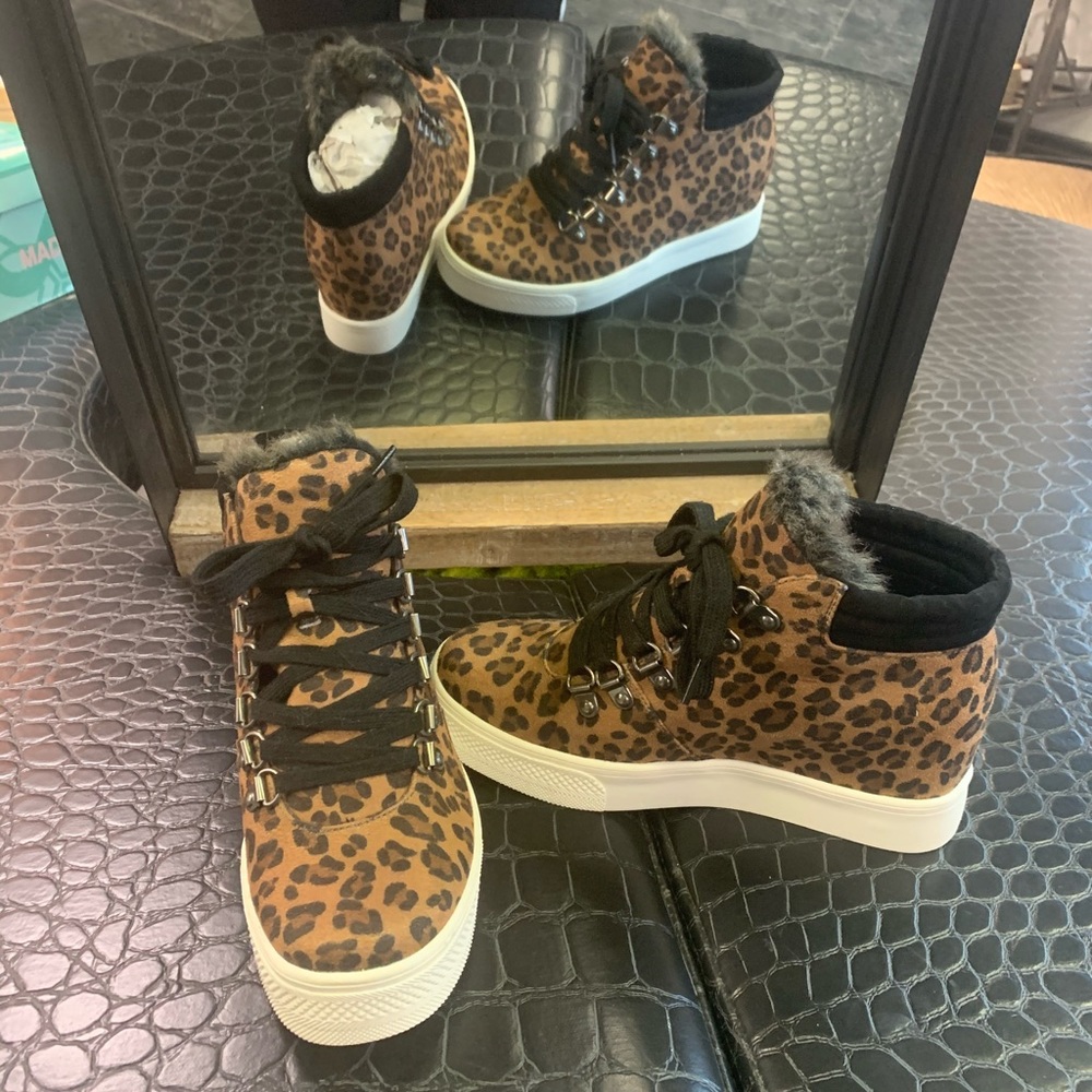 Madeline Yolo in tan